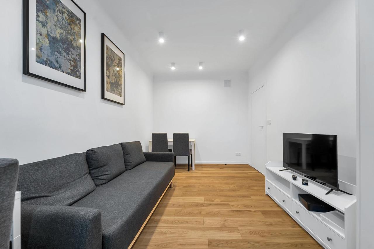 Dzielna Standard Apartment Warsaw Exterior photo