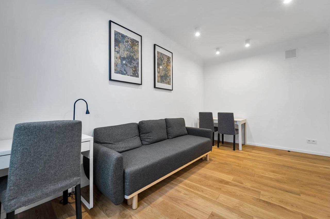 Dzielna Standard Apartment Warsaw Exterior photo