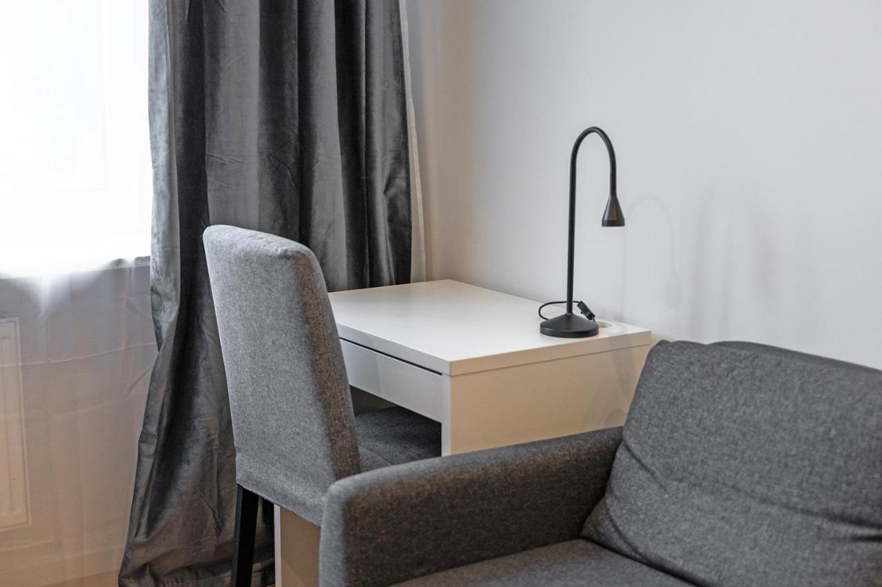 Dzielna Standard Apartment Warsaw Exterior photo