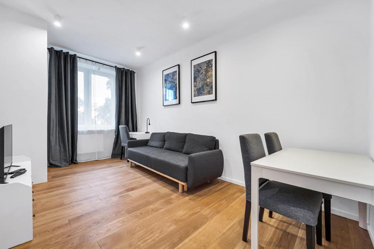 Dzielna Standard Apartment Warsaw Exterior photo